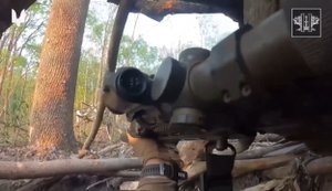 Бійці ЗСУ відбивають штурм окупантів на Сумському напрямку. ВIДЕО