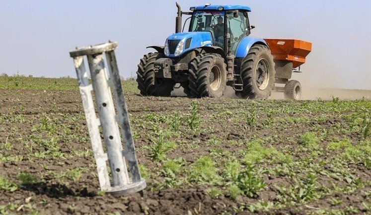 Для фермерів із прифронтових територій запровадять компенсації за втрачений врожай