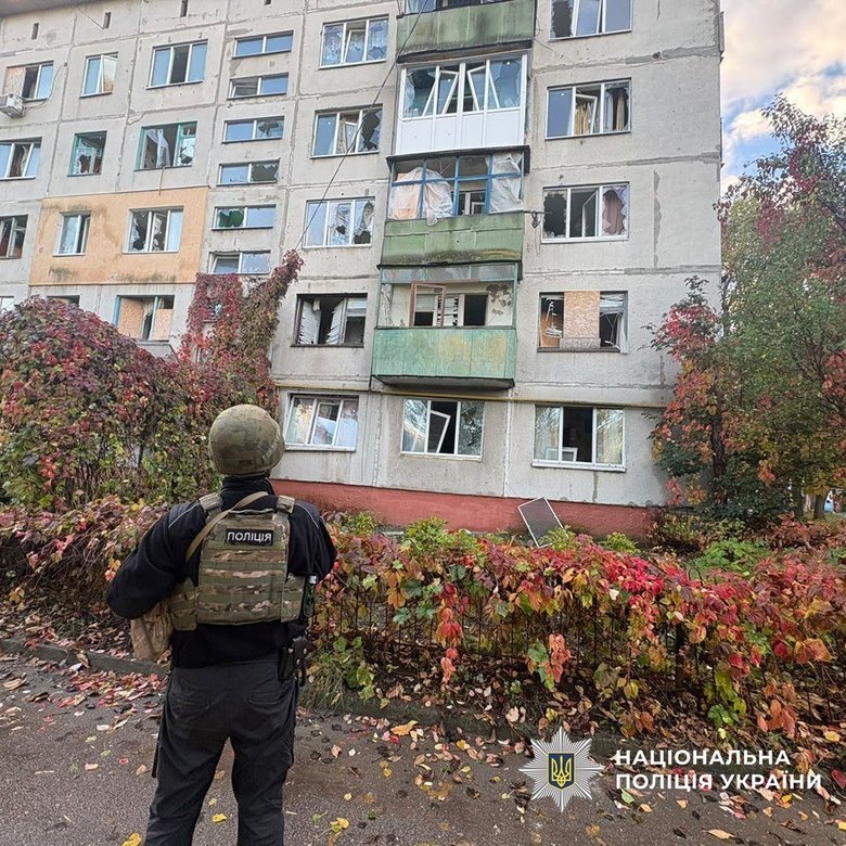 Обстріли України