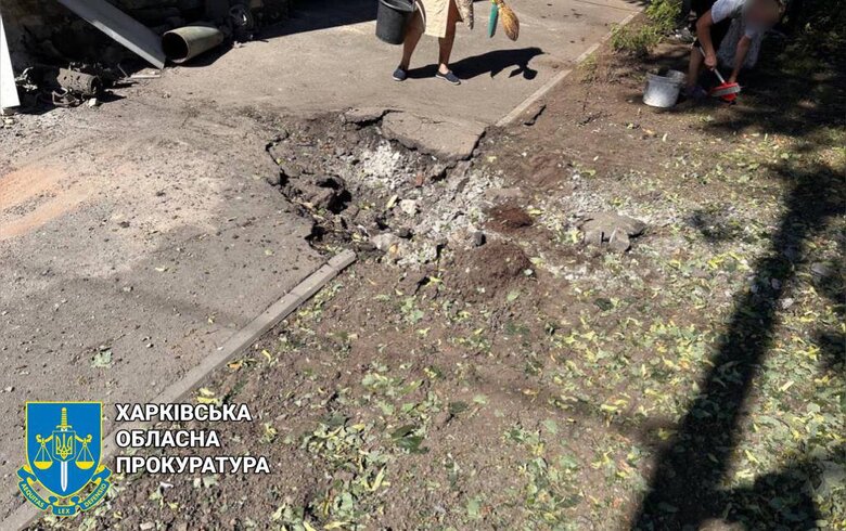 Последствия вражеского обстрела Казачьей Лопани: предварительно, враг бил из танка 03