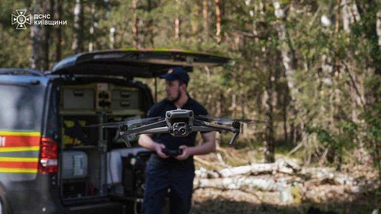 Пожежа у Чорнобильській зоні: вогонь швидко поширюється через вітер