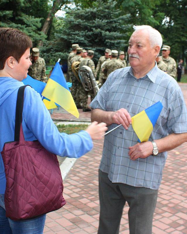 Третю річницю визволення Авдіївки відзначили в центрі міста 06 Третю річницю визволення Авдіївки відзначили в центрі міста 06