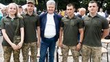 У 7-му річницю визволення низки міст Донбасу Порошенко відвідав Карлівку: Наші воїни зупинили Путіна й зберегли Україну. ФОТО
