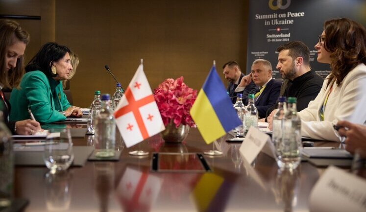 Зеленський і президентка Грузії Зурабішвілі обговорили двосторонню співпрацю та безпекові виклики. ВIДЕО