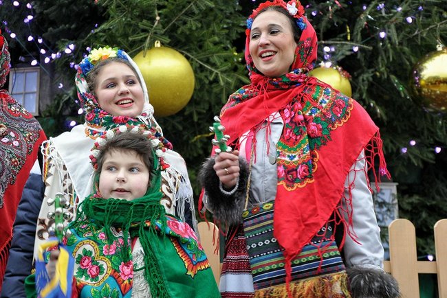 Різдвяні святкування в центрі Києва 03