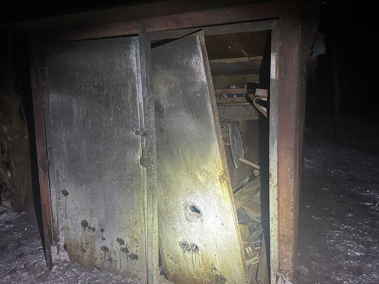 At midnight, occupants shelled Marhanets of Nikopol district, damaging residential buildings, gas pipelines, and power line 04