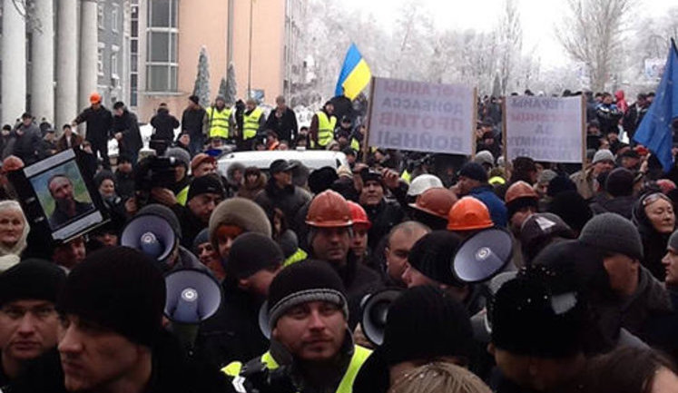 На Кужель в Донецке напали "титушки": "Когда матом кричат и запугивают - это не диалог". ВИДЕО+ФОТО