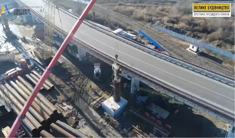 На трасі до Одеського порту будують 546-метрову естакаду, - Укравтодор 02
