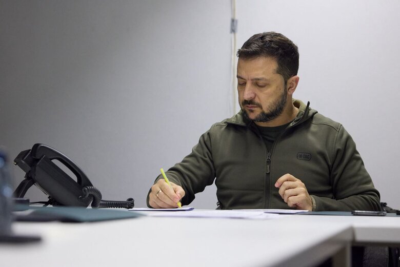 Проблеми армії: адміністрування, контрнаступ, чи змінить Сирський Залужного? 04