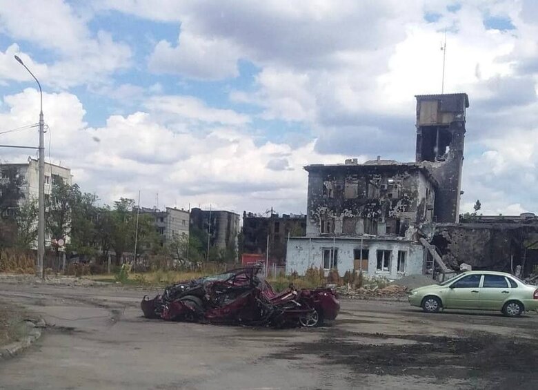В оккупированной Кадиевке разрушена казарма с российскими военными. Потери уточняются, - Гайдай 05