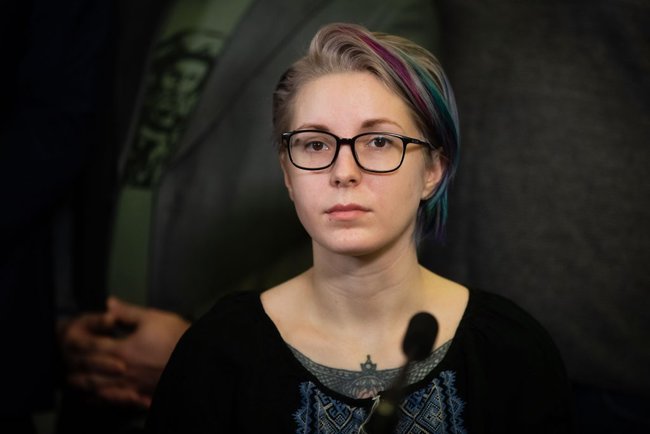 Власть пытается расправиться с теми, кто активно защищал Украину, - фракция ЕС требует прекратить преследование Украинского киберальянса 01