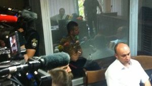 Суд взял под стражу полицейских, подозреваемых в убийстве 5-летнего Кирилла Тлявова