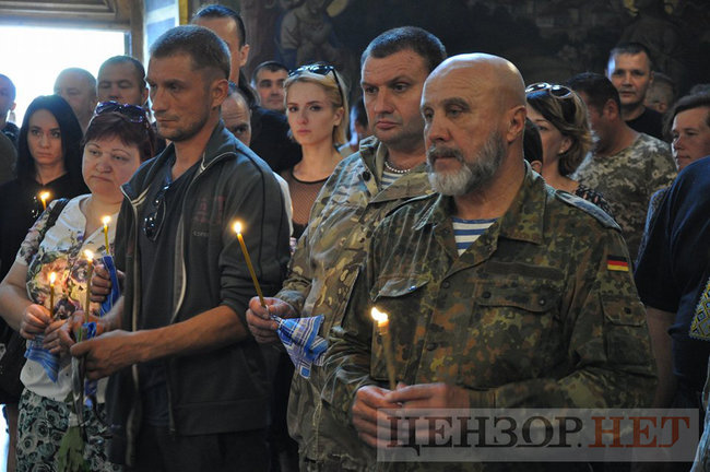 Із воїном Донбасу Андрієм Івановим, який стріляв по Беркуту 20 лютого на Майдані, попрощалися в Києві 08