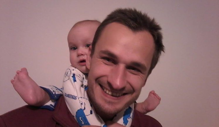 Poet Polezhaka's brother and his 8-month-old daughter killed in car crash with drunk rich kid. PHOTO