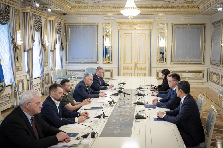 Зеленський провів зустріч із маршалком Сейму Польщі Шимоном Головнею