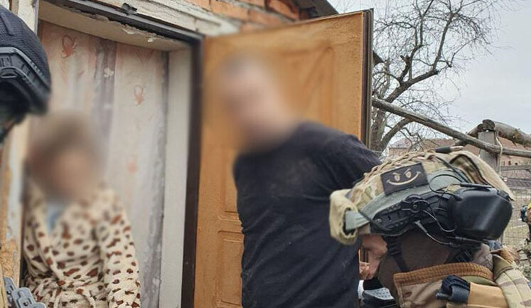 Нападавшие на квартиру Николова: Нас попросили приструнить "говорливого мужчину", сказали, что все "согласовано с СБУ". ВИДЕО