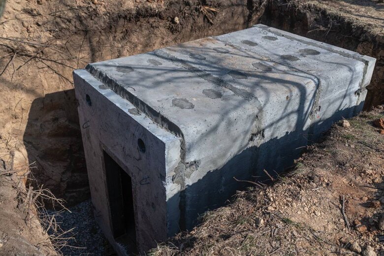 Будівництво ліній оборони України