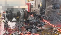 Рашисти вдарили по цивільному судну в Чорному морі: загинула людина, є постраждалі. ФОТО