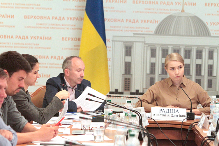 Кому з військових депутати хочуть поновити декларування і які проблеми це принесе 04