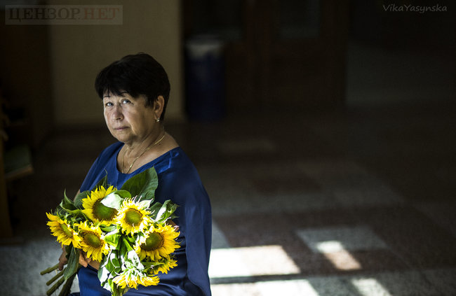 Ми в повній дупі. Тут навколо двохсоті, трьохсоті. Ми не знаємо, чи доживемо до вечора. Моліться за нас!. Це було 28 серпня приблизно о 4-5 годині дня, - четверта річниця Іловайської трагедії. Спогади близьких загиблих 01