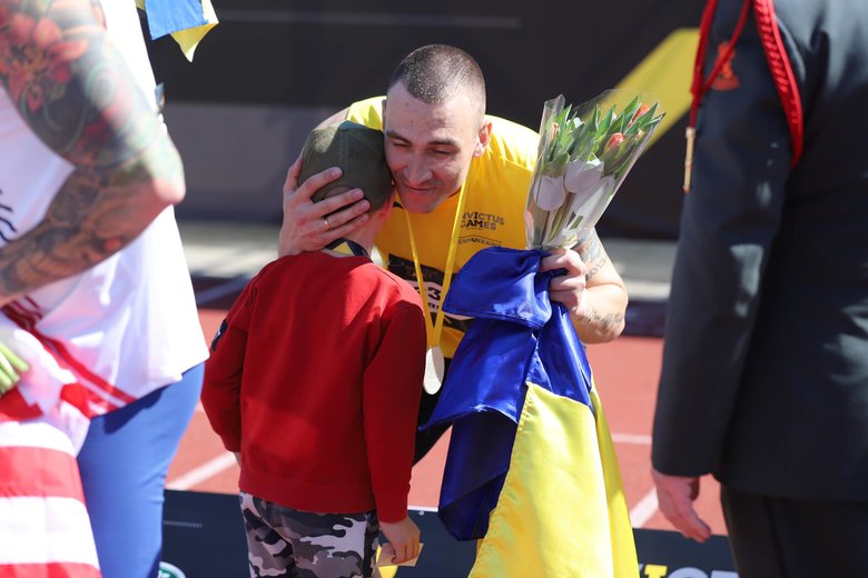 Україна здобула перші медалі на Invictus Games у Гаазі: взяли золото у штовханні ядра, срібло й бронзу у стрибках в довжину 06