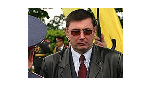 Луценко лично поймал взяточника на дорогах Полтавщины