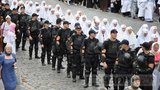 церковь крестный ход оппоблок