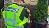 Куртку з боєприпасами виявили біля ресторану в Дніпровському районі Києва. ФОТО
