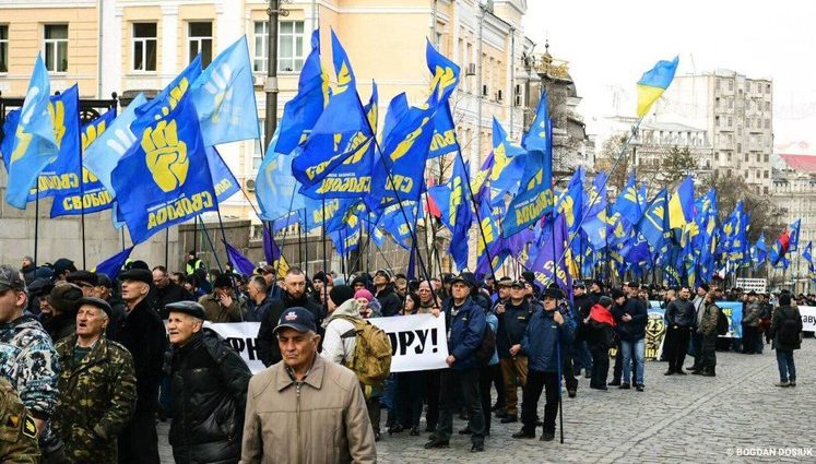 Возврат средств олигархов из офшоров позволит Украине отказаться от международных кредитов, - экс-министр экономики Лановой