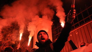 Хто замовив Катю Гандзюк, - активісти пікетували головний офіс "Батьківщини". Там заявили, що Мангера "зняли з партійного обліку". ВІДЕО+ФОТОрепортаж