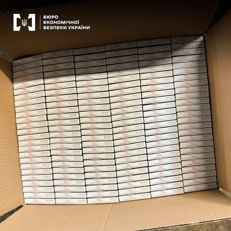 БЕБ викрило підпільне виробництво сигарет у Чернівецькій області