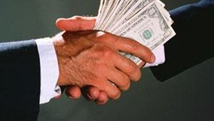 СБУ обвиняет замминистра юстиции Бондыка в коррупции