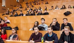МОН: "Обучение не спасет от мобилизации", - университеты проверяют на фиктивных аспирантов
