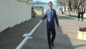 Российский депутат запел о Крыме: "По законам свободной мечты возрождается Крым". Смешное ВИДЕО