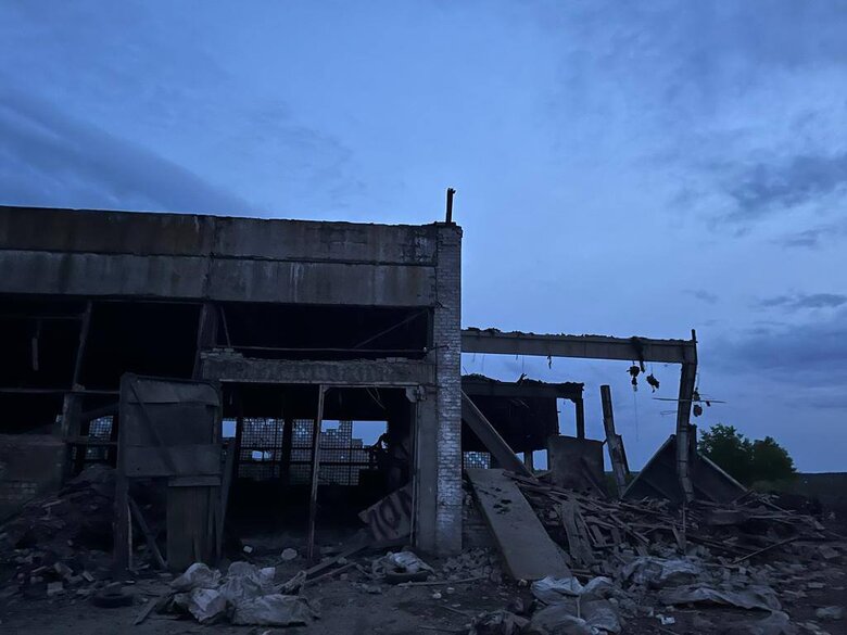 Доба на Харківщині: окупанти обстріляли 4 райони, 3 людей поранено, - ОВА 01