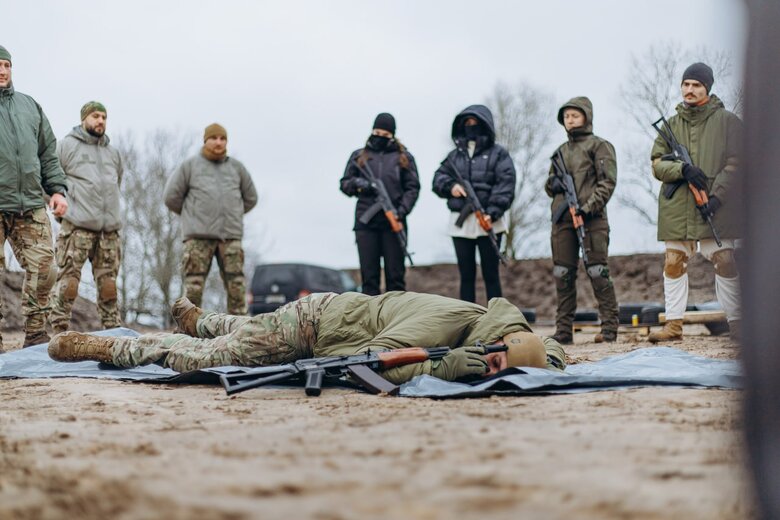 Базовий курс тактичної медицини, базовий курс АК-47, курс пілотування дрону