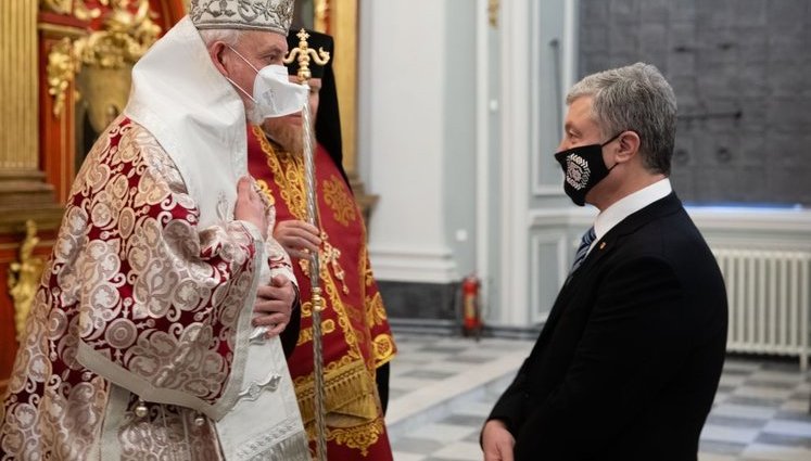 В Андріївській церкві відбулося перше після реставрації урочисте богослужіння. ФОТОрепортаж