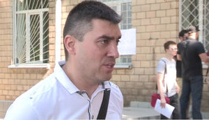 Активисты выступают против дерибана имущества "Общества содействия обороне". ВИДЕО