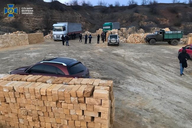 СБУ блокировала незаконную добычу полезных ископаемых в Одесской области. Экологический ущерб составляет 25 млн грн 07