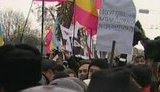 Жители востока Украины извиняются под апелляционным судом: "Просят прощенья жители Донбасса за Президента...". + ВИДЕО.