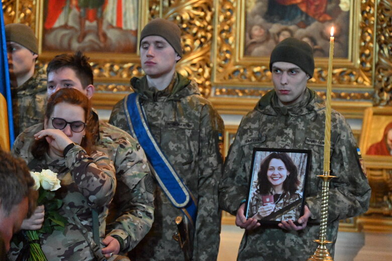 Прощання із Анастасією Мар'янчук та Денисом Дайнеком