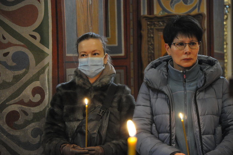 У Києві відбулась панахида за загиблими захисниками Донецького аеропорту 14 У Києві відбулась панахида за загиблими захисниками Донецького аеропорту 14
