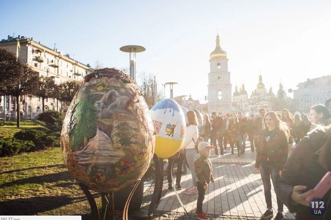 Фестиваль писанок на Софійській і Михайлівській площах Києва 08