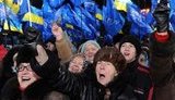 Европейская площадь перекрыта к приезду Януковича: милиция пускает только сторонников ПР