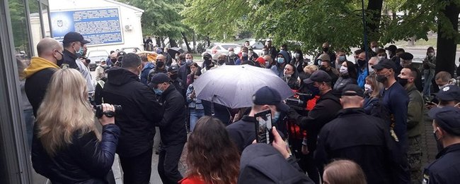 Черкаські підприємці протестували під стінами управління поліції 01