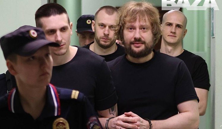 Четырех украинских военнопленных "приговорили" в РФ за "теракты": один из бойцов зачитал стихотворение Тычины