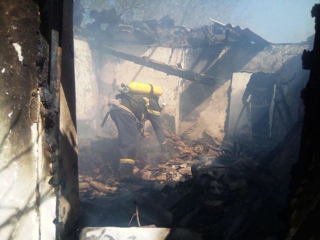 Трое детей погибли во время пожара на Кировоградщине, - ГСЧС 02