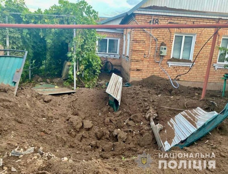Последствия вражеских обстрелов Никопольского района 03