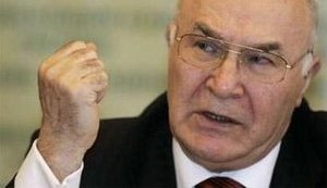 Стельмах призывает украинцев не снимать досрочно депозиты