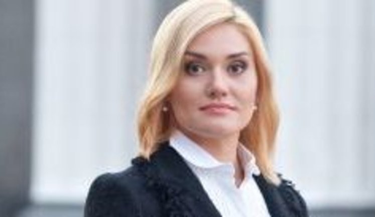 Тетяна Острікова: Гройсман імітує боротьбу з контрабандою. Тарифи хабарів - $1500 за один контейнер